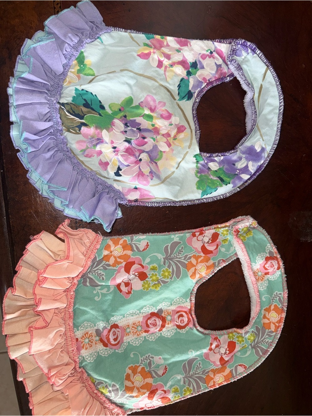 🌸 Retired Caden Lane Ruffle Bib Set (2 Bibs) – $20 🌸